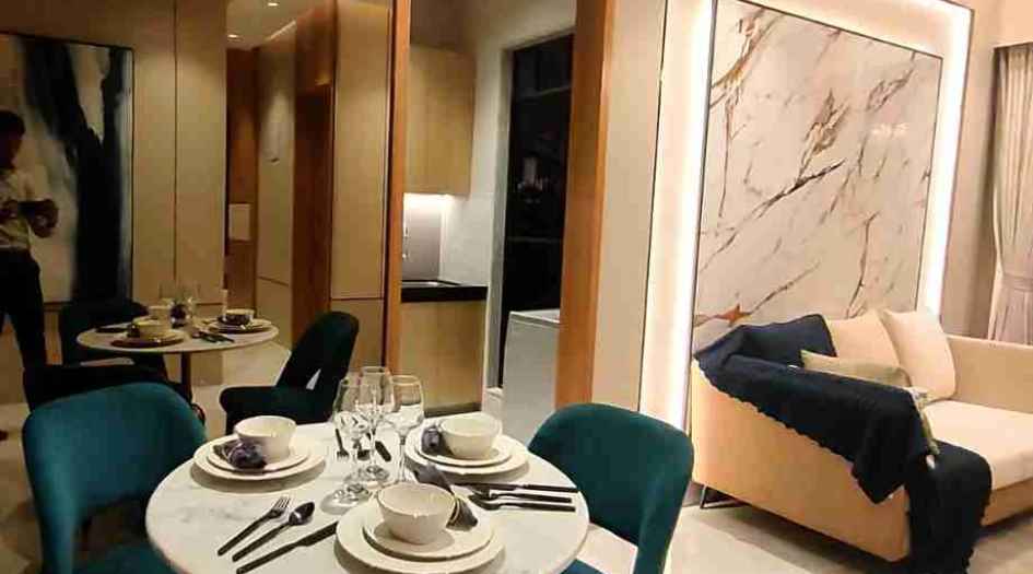 Runwal-25-Hour-Life-Actual-Flat-2-BHK-Dining-Area.jpg